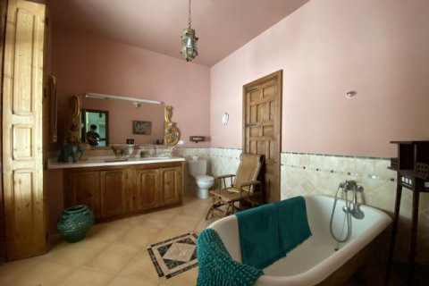 House zum Verkauf in Gandia, Valencia, Spanien 4 Schlafzimmer, 500 m2 Nr. 53927 - Foto 19