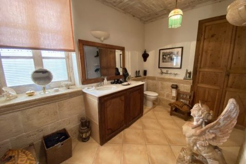 House zum Verkauf in Gandia, Valencia, Spanien 4 Schlafzimmer, 500 m2 Nr. 53927 - Foto 30