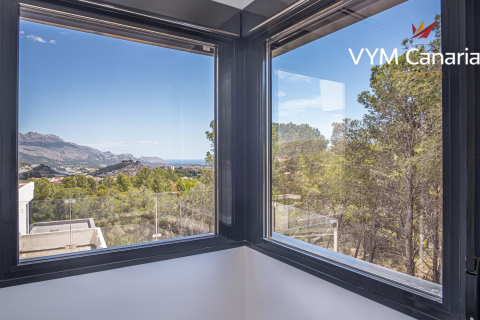 Villa zum Verkauf in Polop, Alicante, Spanien 3 Schlafzimmer, 200 m2 Nr. 54979 - Foto 4
