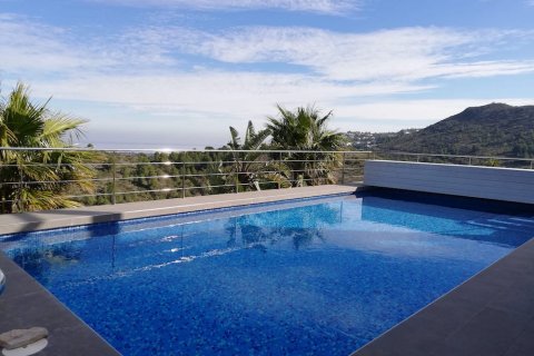 Villa zum Verkauf in Denia, Alicante, Spanien 4 Schlafzimmer, 215 m2 Nr. 53908 - Foto 1