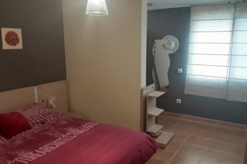 Villa zum Verkauf in Gilet, Valencia, Spanien 7 Schlafzimmer, 491 m2 Nr. 53896 - Foto 8