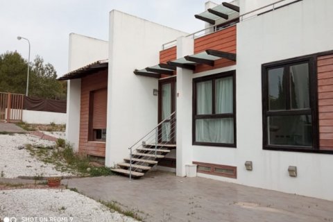 Villa zum Verkauf in Chiva, Valencia, Spanien 6 Schlafzimmer, 351 m2 Nr. 53891 - Foto 8