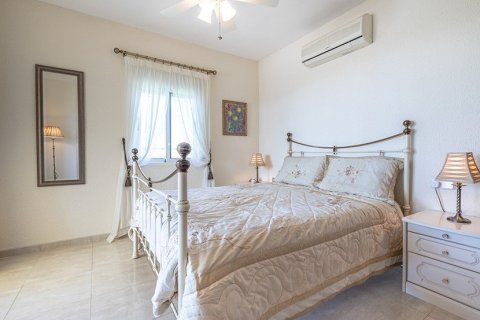 Villa zum Verkauf in Olocau, Valencia, Spanien 4 Schlafzimmer, 254 m2 Nr. 53895 - Foto 4