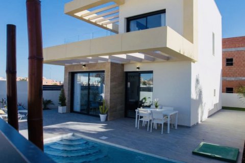 Villa zum Verkauf in Los Montesinos, Alicante, Spanien 3 Schlafzimmer, 201 m2 Nr. 55321 - Foto 3