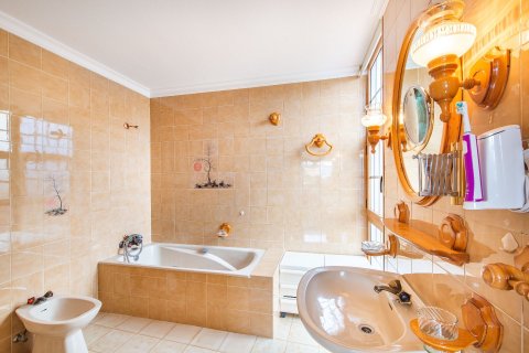 Villa zum Verkauf in Tafira Alta, Gran Canaria, Spanien 7 Schlafzimmer, 397 m2 Nr. 55189 - Foto 28