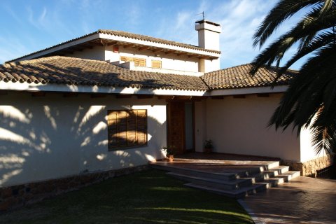 Villa zum Verkauf in Valencia, Spanien 6 Schlafzimmer, 500 m2 Nr. 53931 - Foto 2