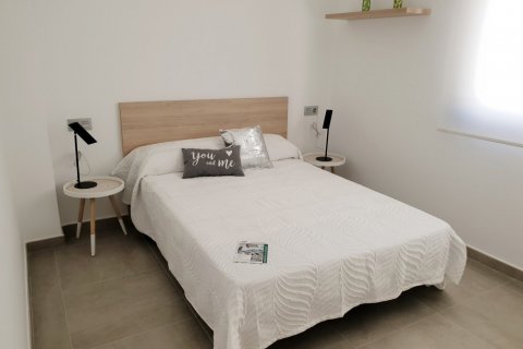 Villa zum Verkauf in Pinar De Campoverde, Alicante, Spanien 3 Schlafzimmer, 116 m2 Nr. 56226 - Foto 10