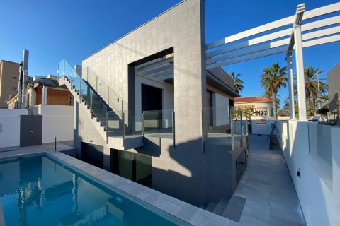 Villa zum Verkauf in La Mata, Alicante, Spanien 4 Schlafzimmer, 310 m2 Nr. 56058 - Foto 5