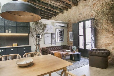 Wohnung zum Verkauf in Barcelona, Spanien 2 Schlafzimmer, 55 m2 Nr. 57355 - Foto 2