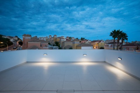 Villa zum Verkauf in Urbanizacion Las Filipinas, Alicante, Spanien 3 Schlafzimmer, 106 m2 Nr. 56056 - Foto 5
