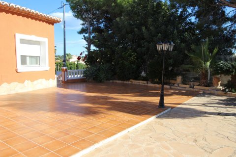 Villa zum Verkauf in Calpe, Alicante, Spanien 3 Schlafzimmer, 160 m2 Nr. 57073 - Foto 17