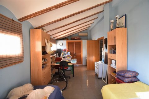 Villa zum Verkauf in L'Eliana, Valencia, Spanien 5 Schlafzimmer, 450 m2 Nr. 59457 - Foto 19