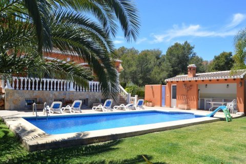 Villa zum Verkauf in Javea, Alicante, Spanien 5 Schlafzimmer, 400 m2 Nr. 58726 - Foto 4