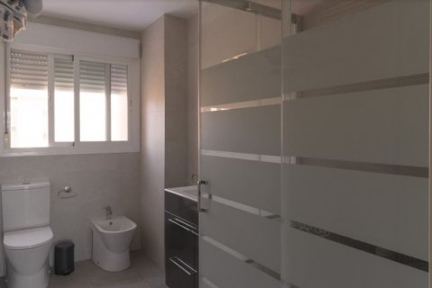 Wohnung zum Verkauf in Alicante, Spanien 3 Schlafzimmer, 123 m2 Nr. 58746 - Foto 10