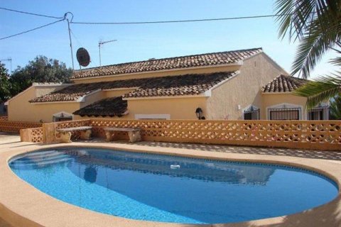 Villa zum Verkauf Calpe, Alicante, Spanien 3 Schlafzimmer, 250 m2 Nr. 25080 - Foto 20