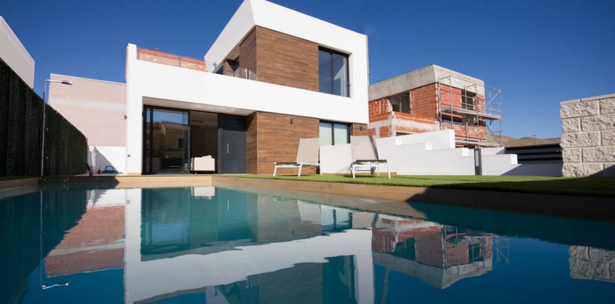 Villa in El Campello, Alicante, Spanien 3 Schlafzimmer, 220 m2 Nr. 58003