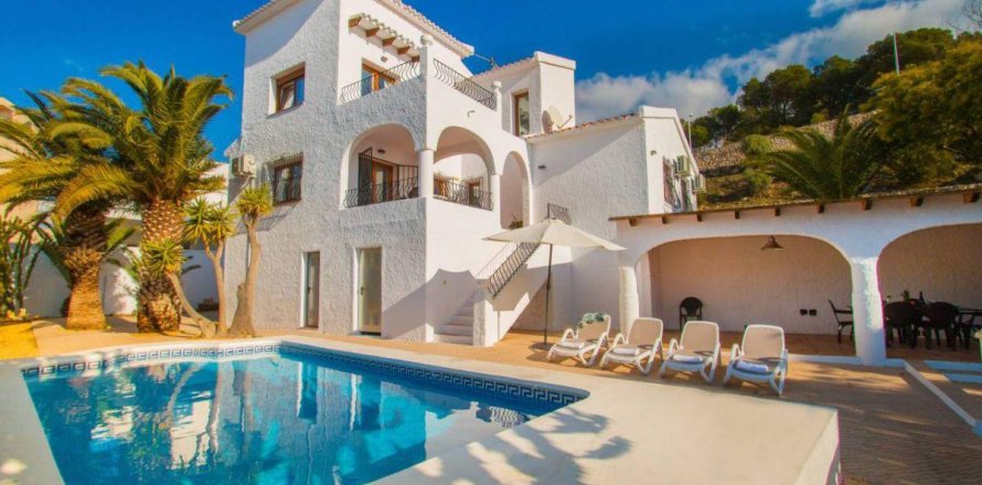 Villa in Calpe, Alicante, Spanien 3 Schlafzimmer, 190 m2 Nr. 59217