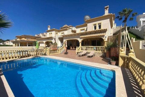 Villa zum Verkauf in Calpe, Alicante, Spanien 4 Schlafzimmer, 216 m2 Nr. 59671 - Foto 1