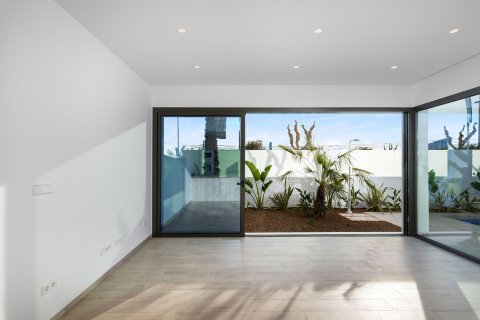 Villa zum Verkauf in Pilar de la Horadada, Alicante, Spanien 3 Schlafzimmer, 120 m2 Nr. 58380 - Foto 10