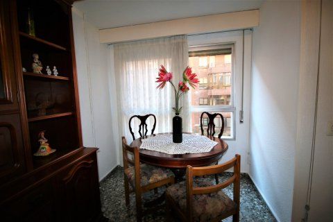 Wohnung zum Verkauf in Alicante, Spanien 3 Schlafzimmer, 120 m2 Nr. 58245 - Foto 4