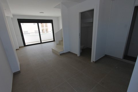 Townhouse zum Verkauf in Guardamar del Segura, Alicante, Spanien 3 Schlafzimmer, 115 m2 Nr. 58464 - Foto 9