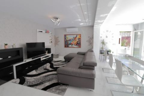 Villa zum Verkauf in Torrevieja, Alicante, Spanien 4 Schlafzimmer, 175 m2 Nr. 58680 - Foto 4