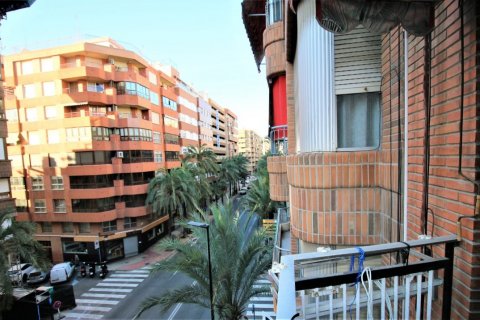 Wohnung zum Verkauf in Alicante, Spanien 3 Schlafzimmer, 120 m2 Nr. 58245 - Foto 9