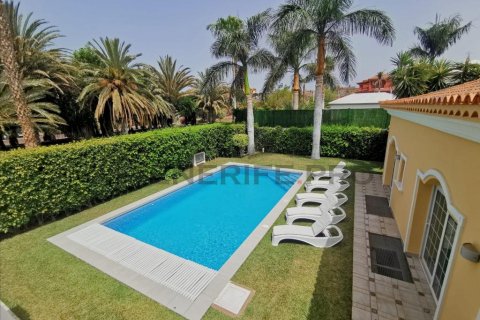 Villa zum Verkauf in Adeje, Tenerife, Spanien 8 Schlafzimmer, 380 m2 Nr. 57828 - Foto 11