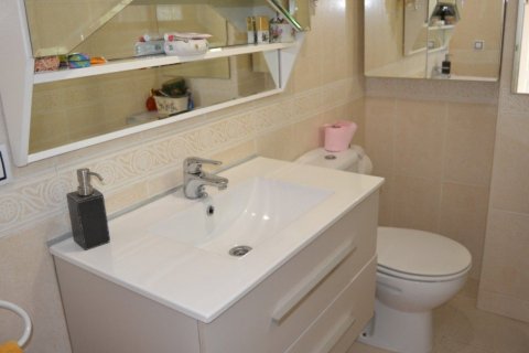 Wohnung zum Verkauf in Benidorm, Alicante, Spanien 2 Schlafzimmer, 136 m2 Nr. 58412 - Foto 9