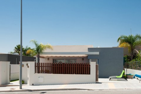 Villa zum Verkauf in Los Montesinos, Alicante, Spanien 3 Schlafzimmer, 81 m2 Nr. 58441 - Foto 2