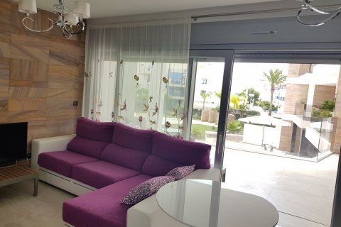 Wohnung zum Verkauf in La Zenia, Alicante, Spanien 2 Schlafzimmer, 75 m2 Nr. 58239 - Foto 2