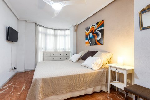 Wohnung zum Verkauf in Alicante, Spanien 4 Schlafzimmer, 140 m2 Nr. 58815 - Foto 6