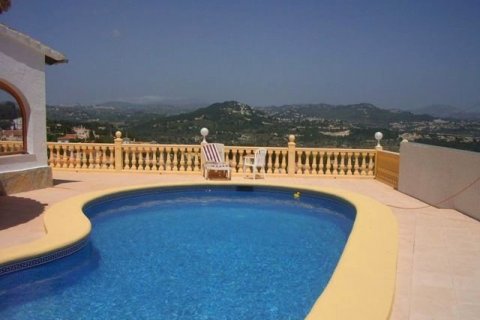 Villa zum Verkauf in Calpe, Alicante, Spanien 3 Schlafzimmer, 100 m2 Nr. 58651 - Foto 1