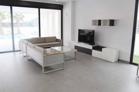 Villa zum Verkauf in La Marina, Alicante, Spanien 4 Schlafzimmer, 436 m2 Nr. 58137 - Foto 9