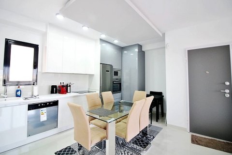 Wohnung zum Verkauf in Mil Palmeras, Alicante, Spanien 2 Schlafzimmer, 67 m2 Nr. 59077 - Foto 7
