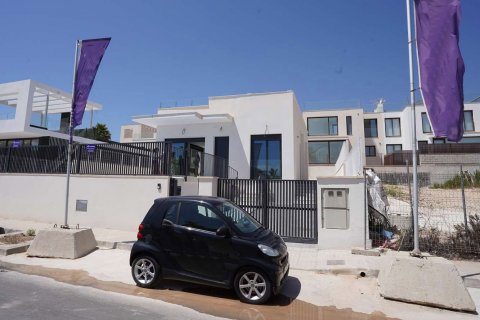 Villa zum Verkauf in Polop, Alicante, Spanien 4 Schlafzimmer, 100 m2 Nr. 58185 - Foto 3