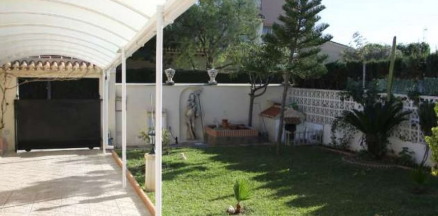 Villa in Torrevieja, Alicante, Spanien 4 Schlafzimmer,  Nr. 58321