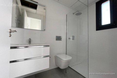Villa zum Verkauf in Torrevieja, Alicante, Spanien 3 Schlafzimmer, 175 m2 Nr. 34562 - Foto 8
