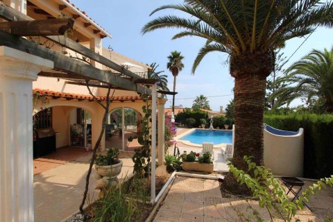 Villa zum Verkauf in Calpe, Alicante, Spanien 7 Schlafzimmer, 295 m2 Nr. 59000 - Foto 4