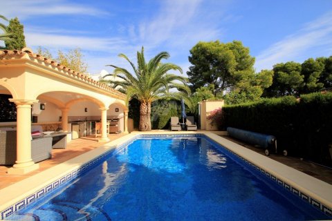 Villa zum Verkauf in Moraira, Alicante, Spanien 4 Schlafzimmer, 262 m2 Nr. 58601 - Foto 2