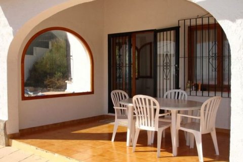 Villa zum Verkauf in Calpe, Alicante, Spanien 3 Schlafzimmer, 100 m2 Nr. 58651 - Foto 3