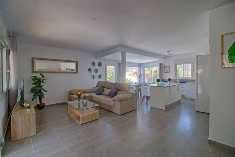 Villa zum Verkauf in Calpe, Alicante, Spanien 5 Schlafzimmer, 168 m2 Nr. 58463 - Foto 2