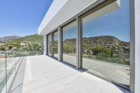 Villa zum Verkauf in Calpe, Alicante, Spanien 6 Schlafzimmer, 332 m2 Nr. 57747 - Foto 6
