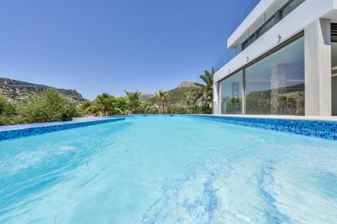 Villa zum Verkauf in Calpe, Alicante, Spanien 6 Schlafzimmer, 332 m2 Nr. 57747 - Foto 2