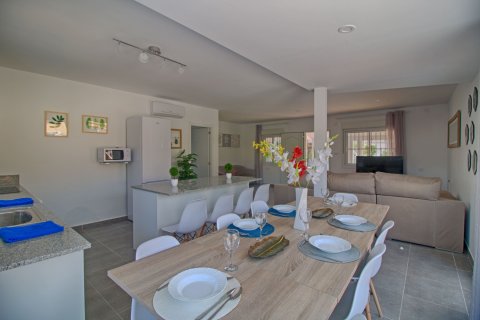 Villa zum Verkauf in Calpe, Alicante, Spanien 5 Schlafzimmer, 168 m2 Nr. 58463 - Foto 3