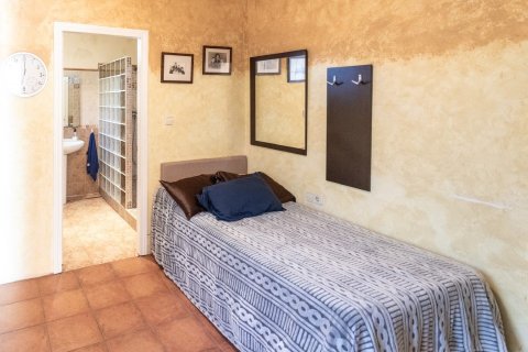 House zum Verkauf in Valencia, Spanien 5 Schlafzimmer, 260 m2 Nr. 60465 - Foto 9