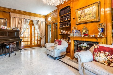 Villa zum Verkauf in Madrid, Spanien 5 Schlafzimmer, 890 m2 Nr. 62241 - Foto 2