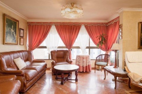 Wohnung zum Verkauf in Sevilla, Seville, Spanien 3 Schlafzimmer, 198 m2 Nr. 61414 - Foto 24