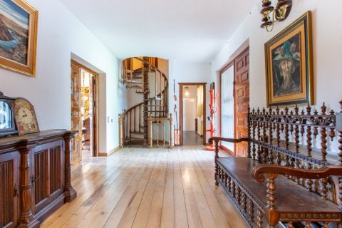 Villa zum Verkauf in El Escorial, Madrid, Spanien 9 Schlafzimmer, 422 m2 Nr. 62209 - Foto 20