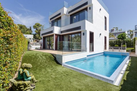 Villa zum Verkauf in Marbella, Malaga, Spanien 5 Schlafzimmer, 832.19 m2 Nr. 62354 - Foto 1